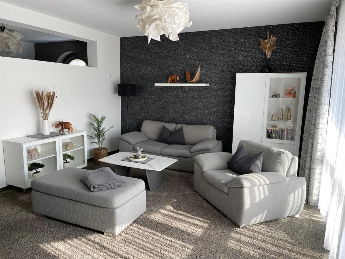 Monopol Apartments แวร์นิกโกโรเดอ ภายนอก รูปภาพ