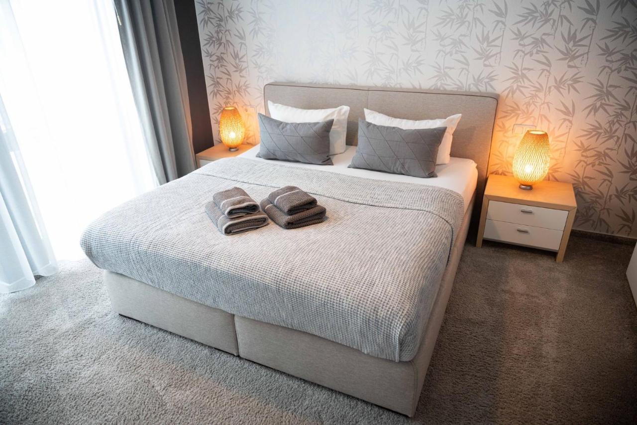Monopol Apartments แวร์นิกโกโรเดอ ภายนอก รูปภาพ