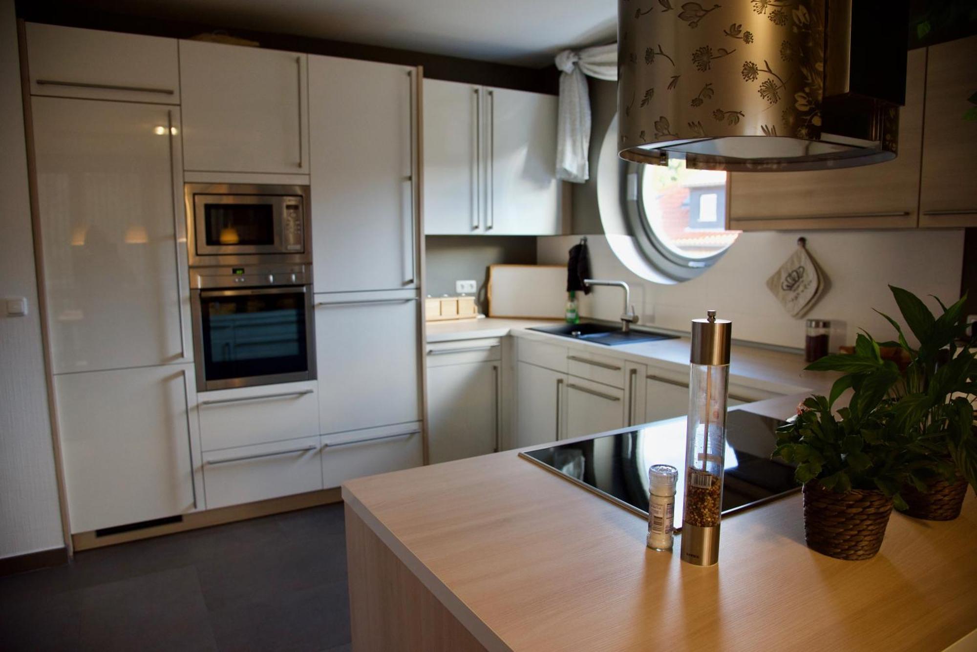 Monopol Apartments แวร์นิกโกโรเดอ ภายนอก รูปภาพ